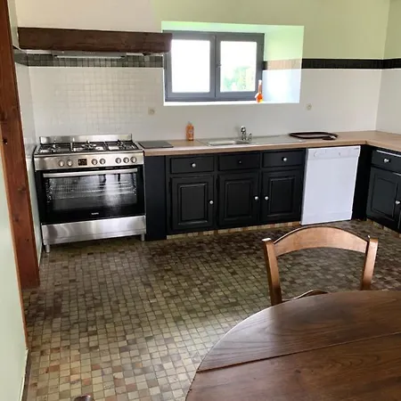 Maison Des Hirondelles Bed & Breakfast